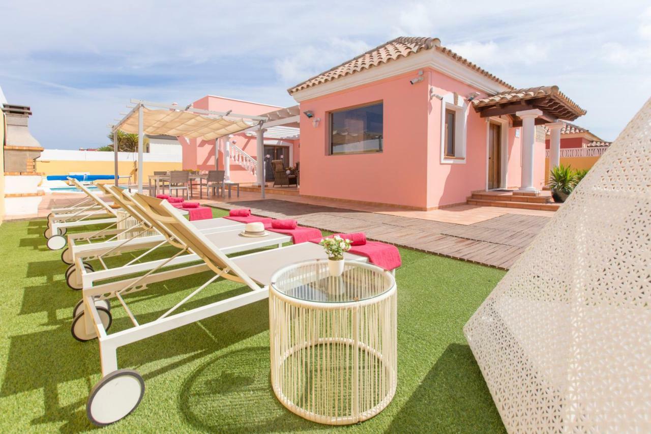 Villa Bella Lucia 3. Piscina Climatizada, Wifi, Bbq. Corralejo Kültér fotó