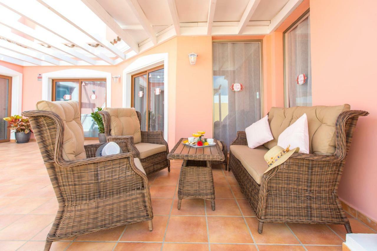 Villa Bella Lucia 3. Piscina Climatizada, Wifi, Bbq. Corralejo Kültér fotó