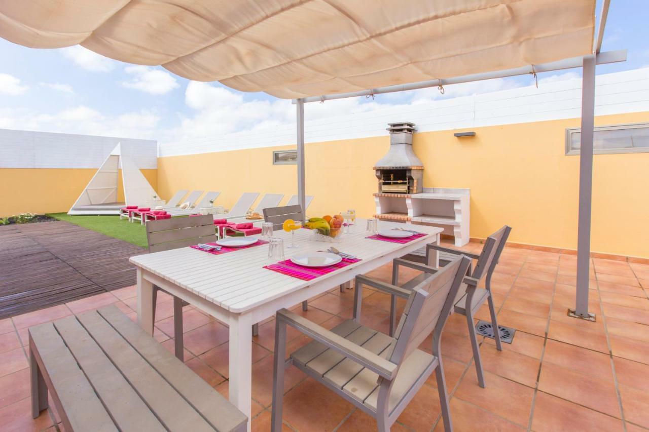 Villa Bella Lucia 3. Piscina Climatizada, Wifi, Bbq. Corralejo Kültér fotó